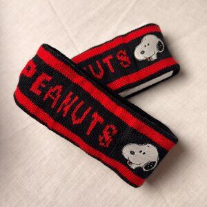 Vintage 80s Snoopy Peanuts Charlie Brown Embroidered Winter Knitted Ear Headband